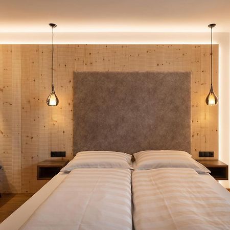 Hotel Garni Landhaus Platzer Zell am Ziller Exterior photo