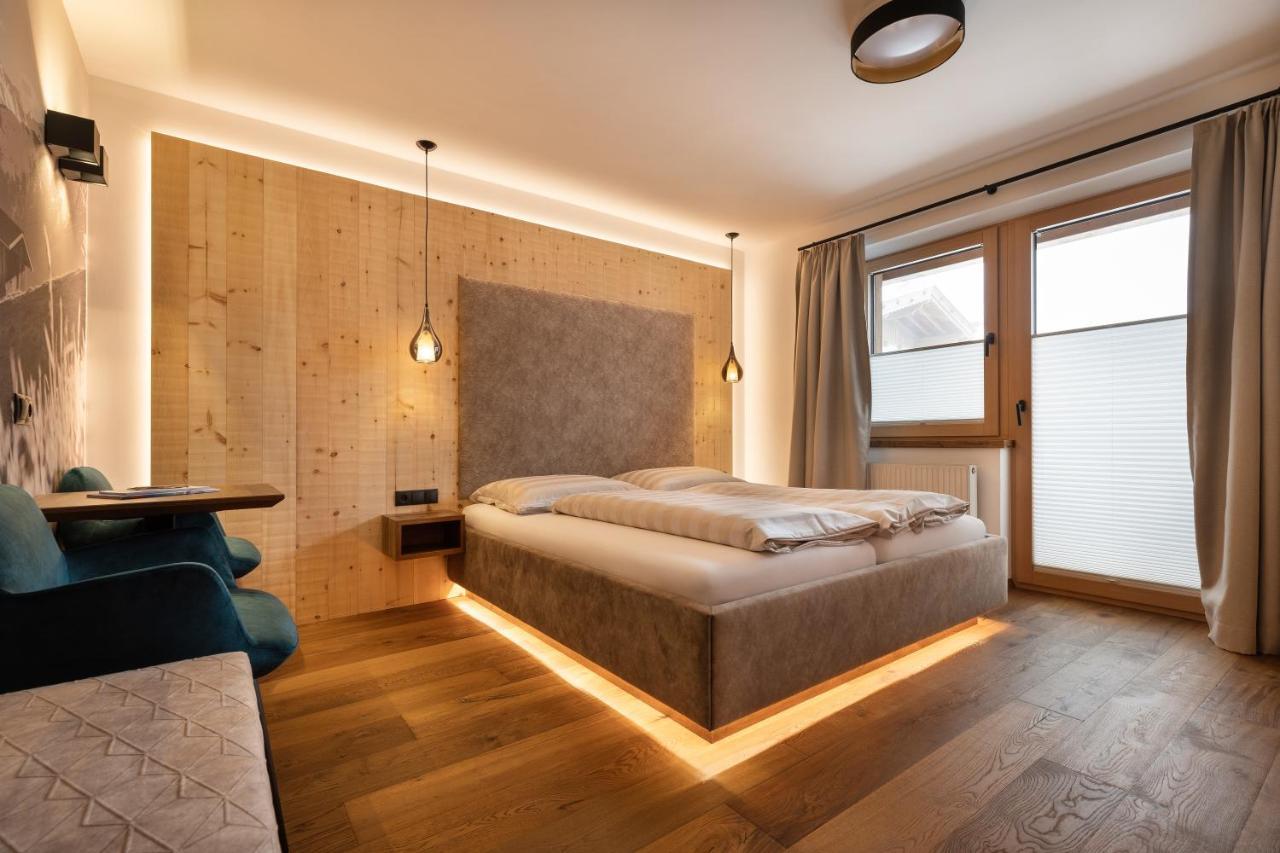 Hotel Garni Landhaus Platzer Zell am Ziller Exterior photo